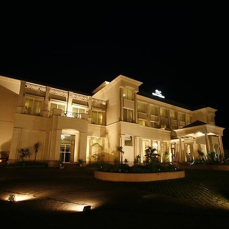 Ambrosia Sarovar Portico Haridwar Exterior photo