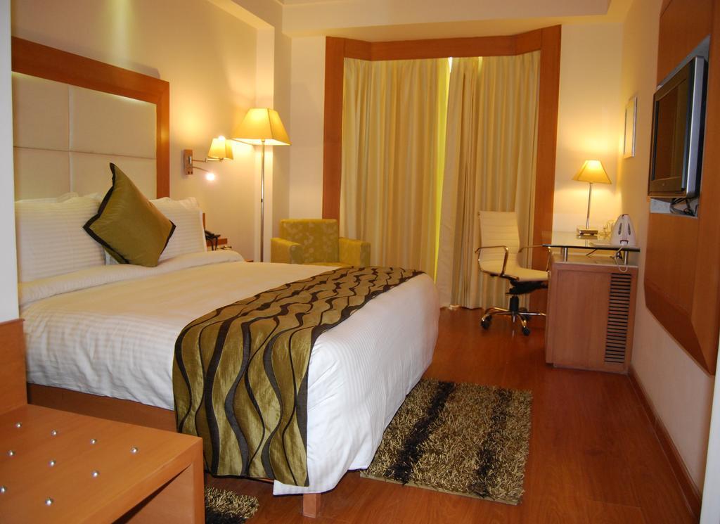 Ambrosia Sarovar Portico Haridwar Exterior photo