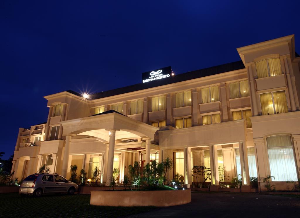 Ambrosia Sarovar Portico Haridwar Exterior photo