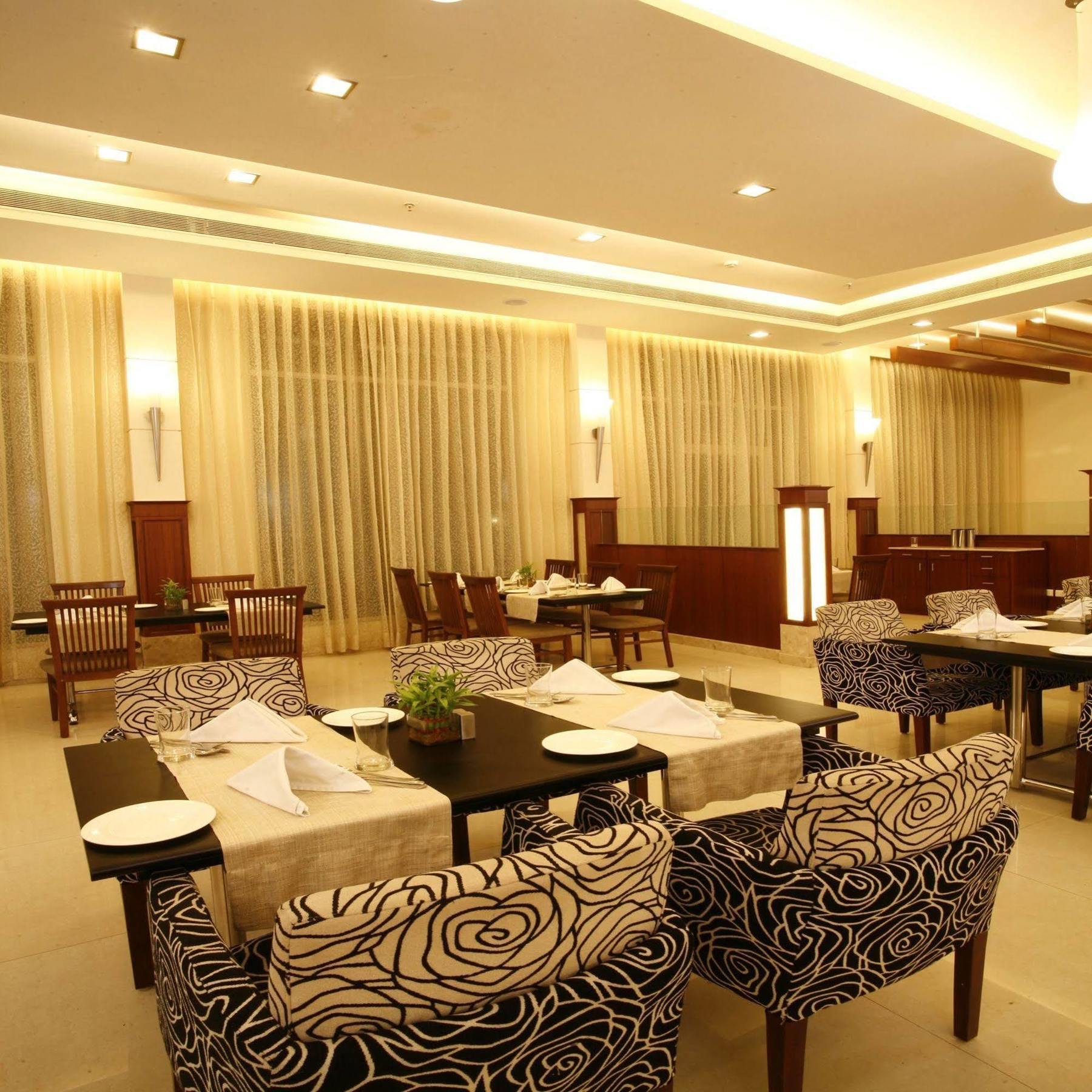 Ambrosia Sarovar Portico Haridwar Exterior photo