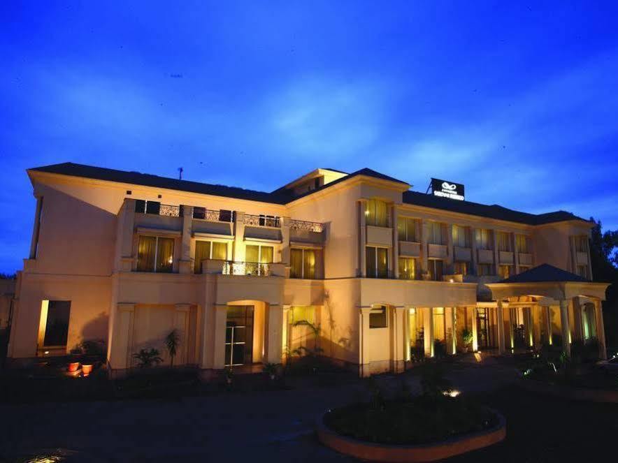 Ambrosia Sarovar Portico Haridwar Exterior photo